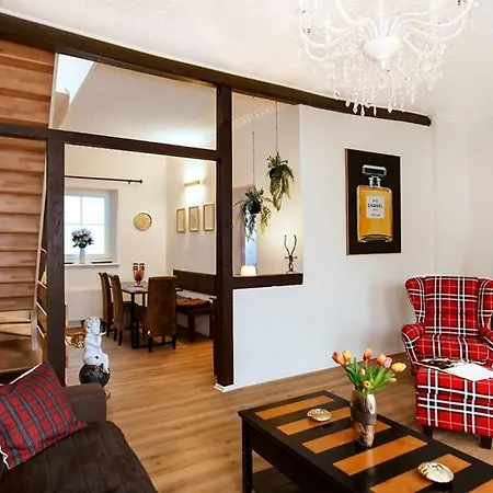 Alte Schreinerei, Charmantes Gegenueber Der Loreley Sankt Goar