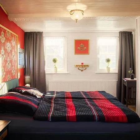 Alte Schreinerei, Charmantes Gegenueber Der Loreley *